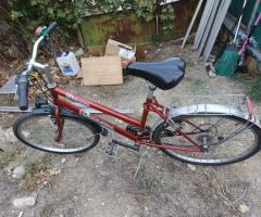 Дамски велосипед – 3 предни, 7 задни скорости, червен | Варна