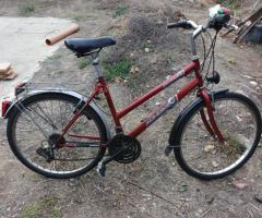 Дамски велосипед – 3 предни, 7 задни скорости, червен | Варна - 2